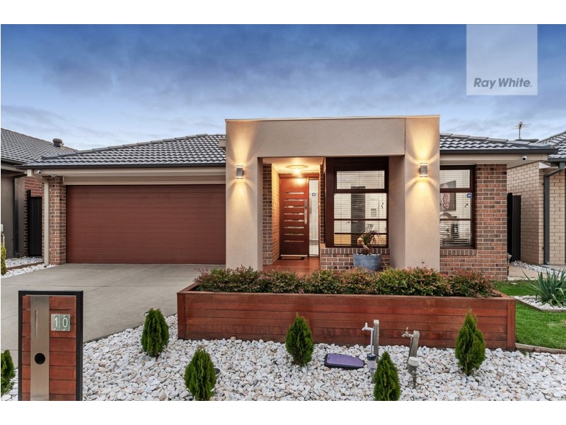 10 Admiration Drive, Craigieburn VIC 3064