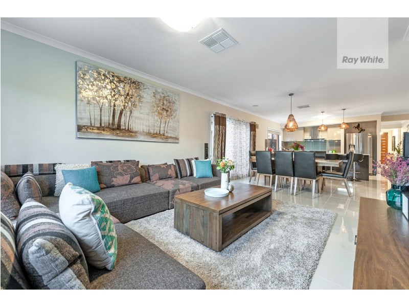 10 Admiration Drive, Craigieburn VIC 3064