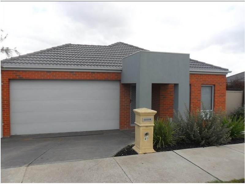 44 Balyang Way, Craigieburn VIC 3064