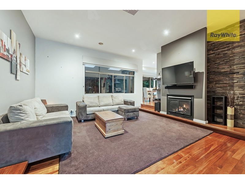 11 Skyline Rise, Craigieburn VIC 3064