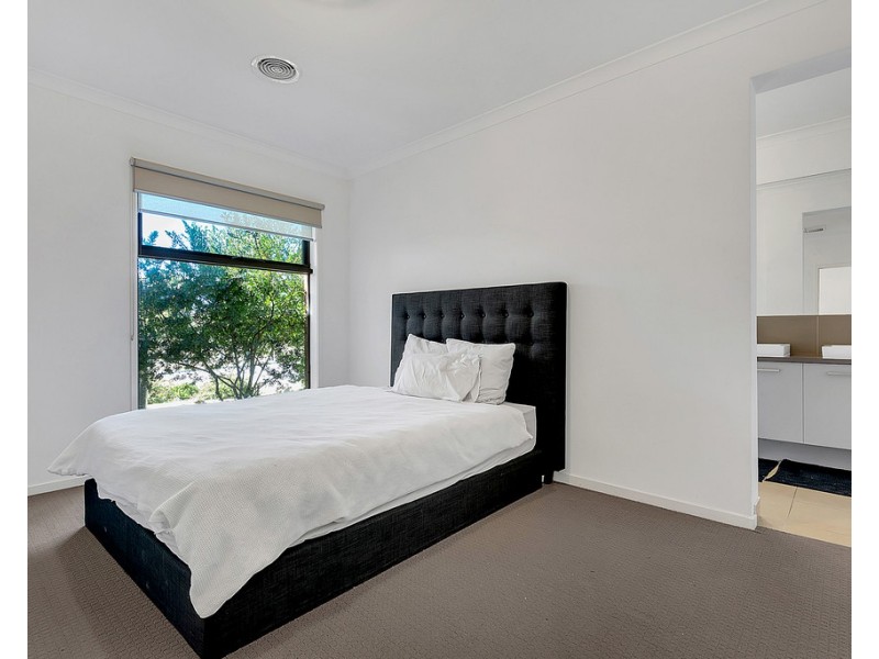 87 Serenity Way, Craigieburn VIC 3064