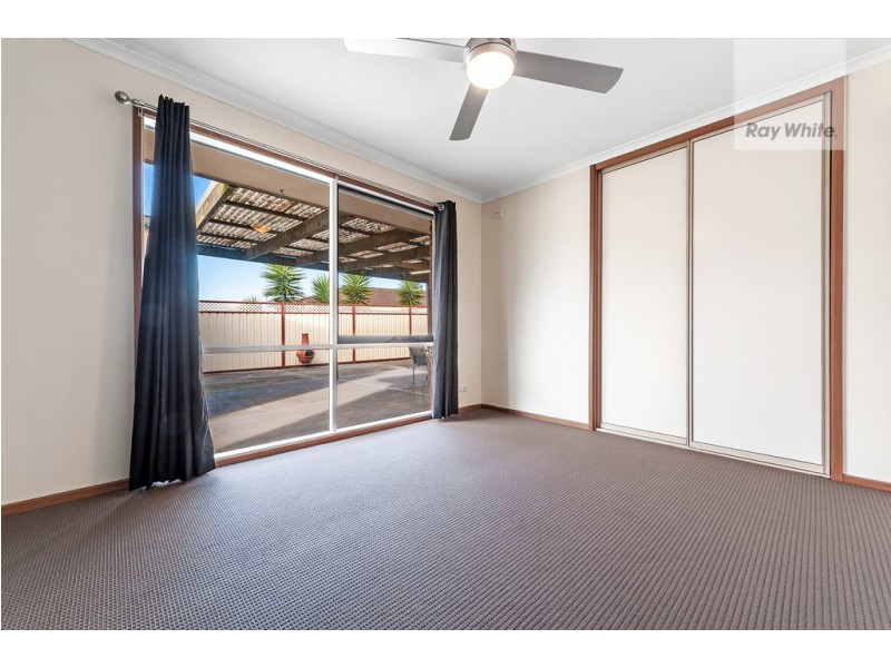 8 Tenby Court, Craigieburn VIC 3064