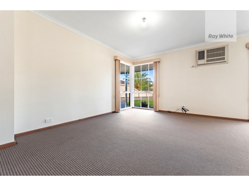 8 Tenby Court, Craigieburn VIC 3064