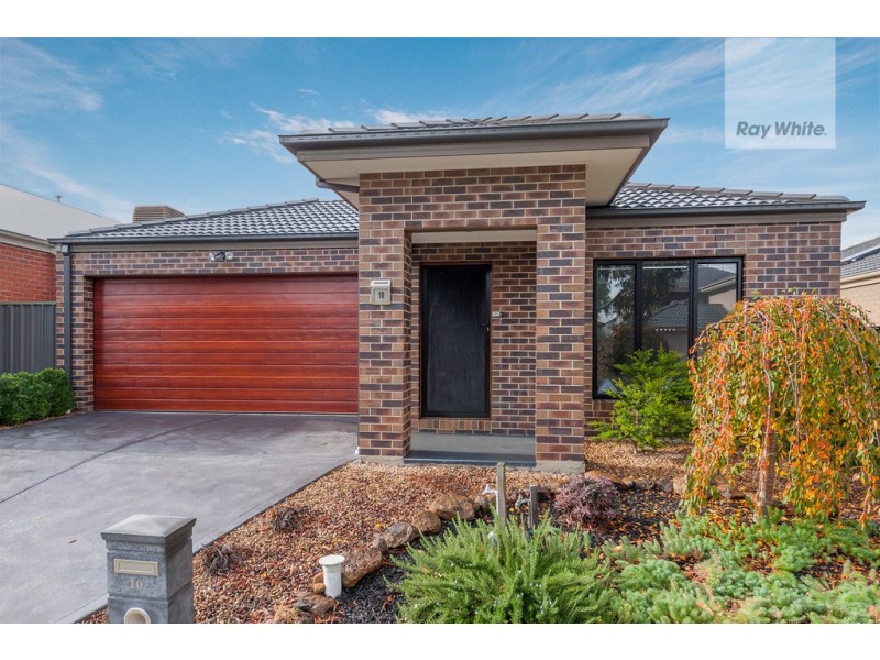 10 Plum Street, Craigieburn VIC 3064