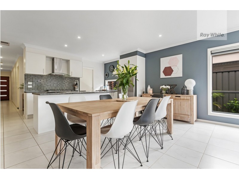 10 Plum Street, Craigieburn VIC 3064