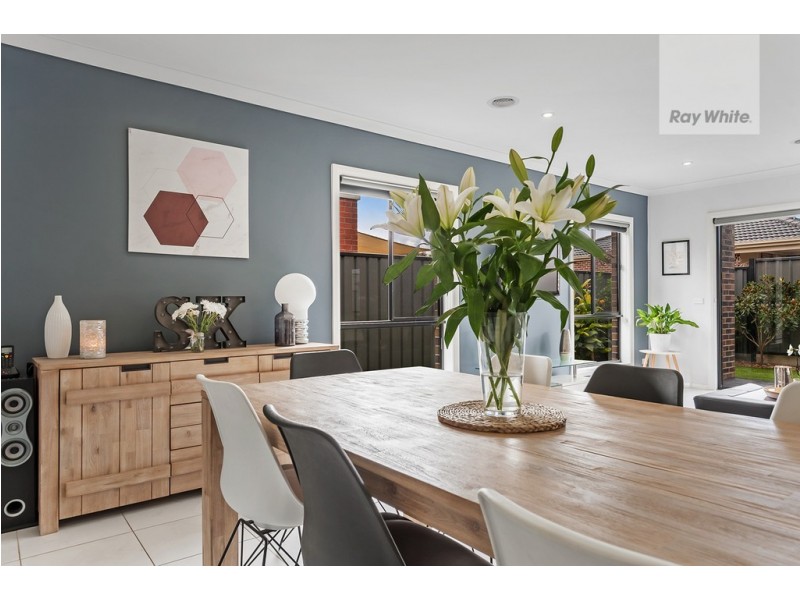 10 Plum Street, Craigieburn VIC 3064