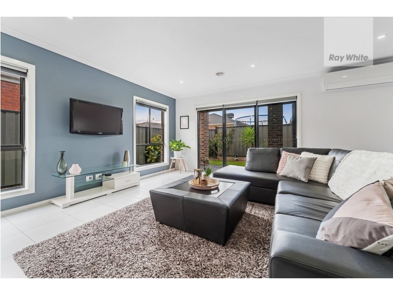 10 Plum Street, Craigieburn VIC 3064