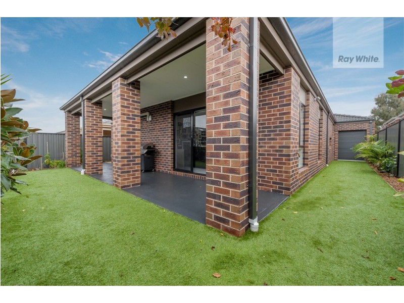10 Plum Street, Craigieburn VIC 3064
