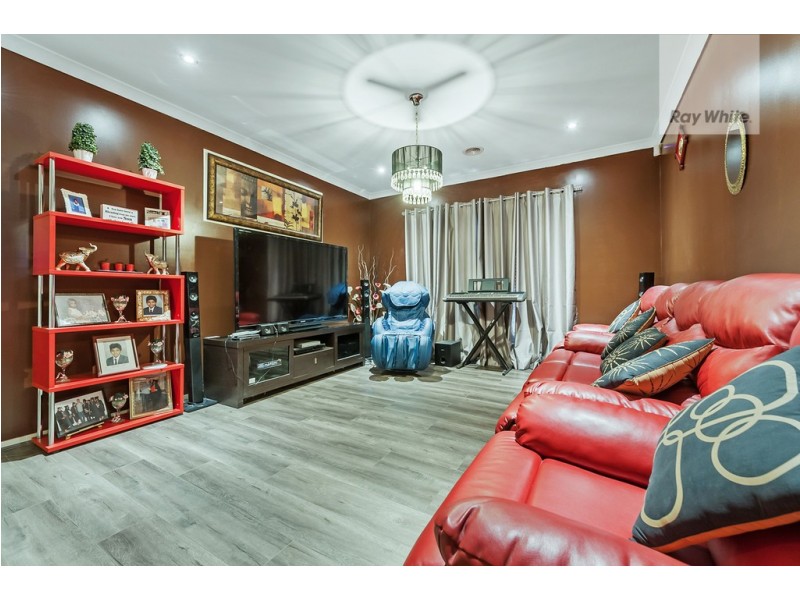 10 Frontier Avenue, Greenvale VIC 3059