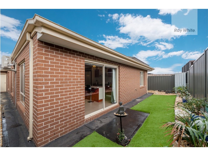 10 Frontier Avenue, Greenvale VIC 3059