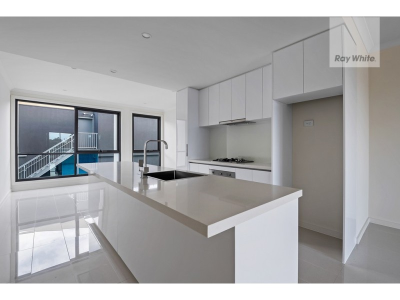 9/70 Hazel Glen Drive, Doreen VIC 3754