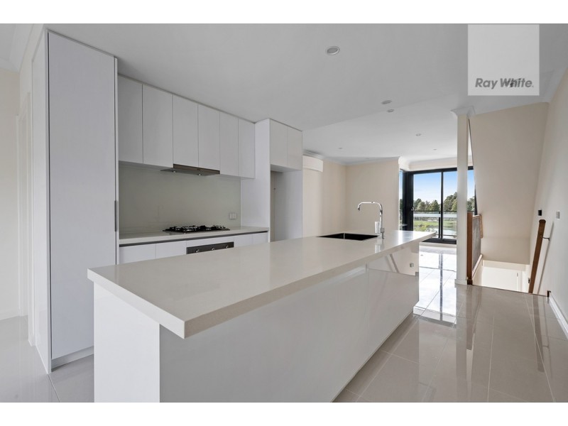 9/70 Hazel Glen Drive, Doreen VIC 3754