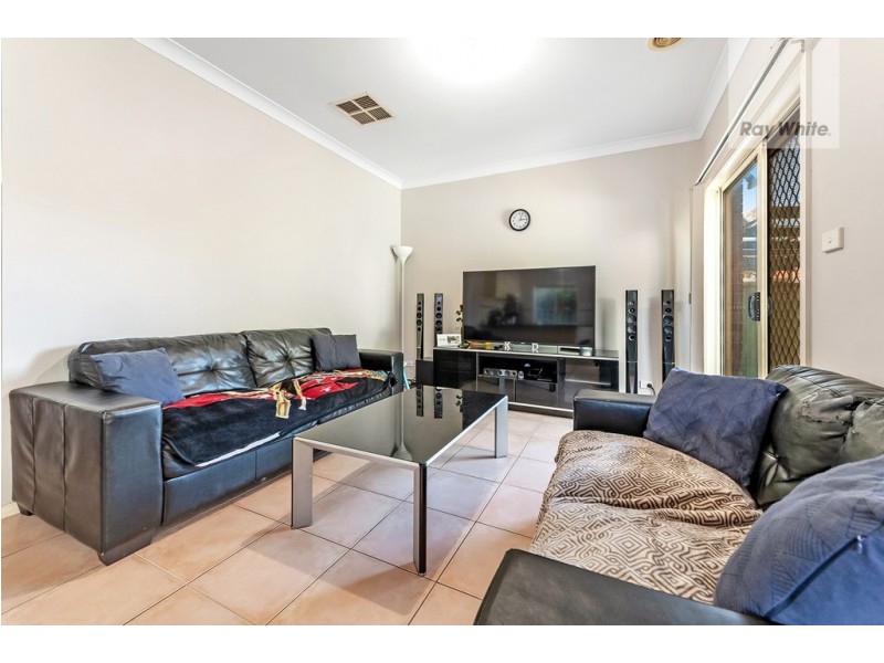 5 Ballarat Court, Craigieburn VIC 3064