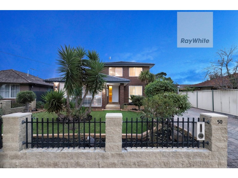 50 Woodstock Drive, Gladstone Park VIC 3043