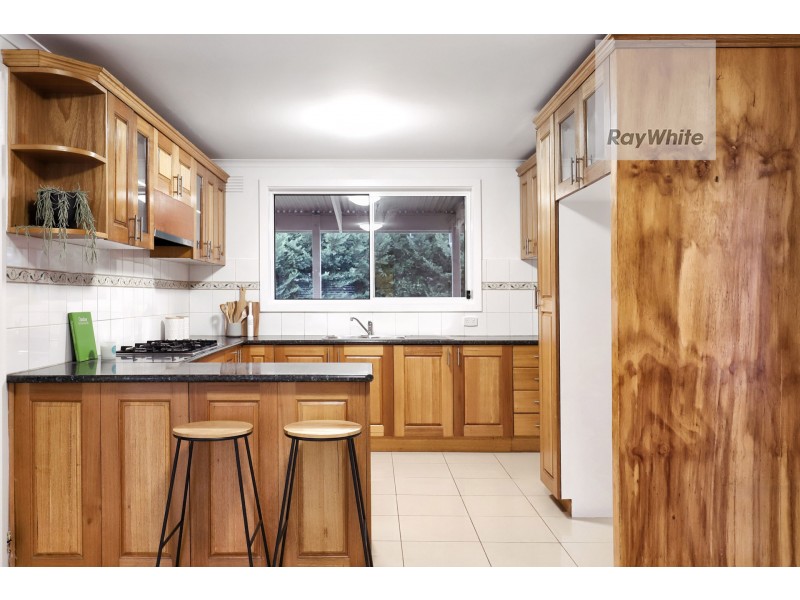 50 Woodstock Drive, Gladstone Park VIC 3043