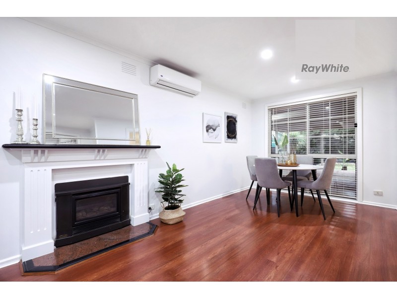50 Woodstock Drive, Gladstone Park VIC 3043