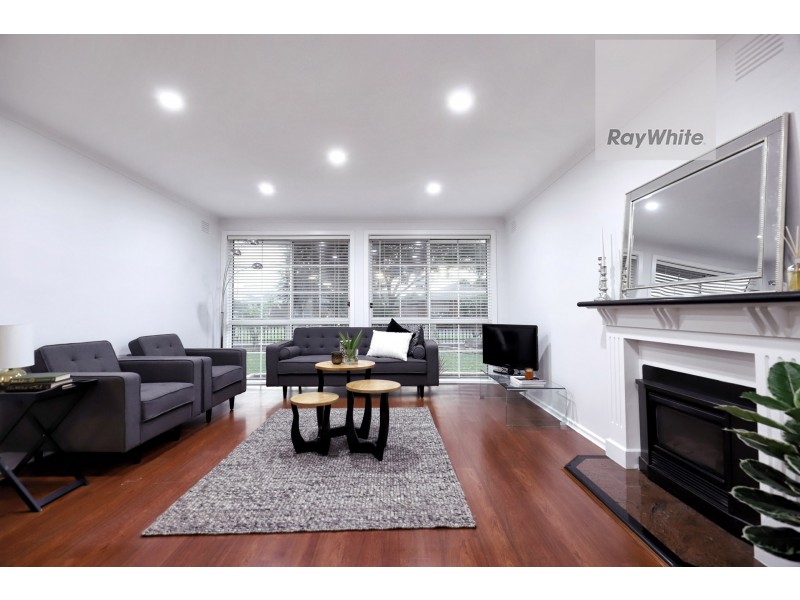 50 Woodstock Drive, Gladstone Park VIC 3043