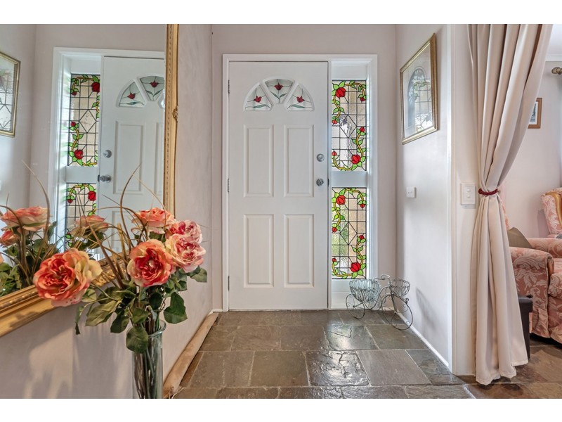 50 Wattleglen Street, Craigieburn VIC 3064