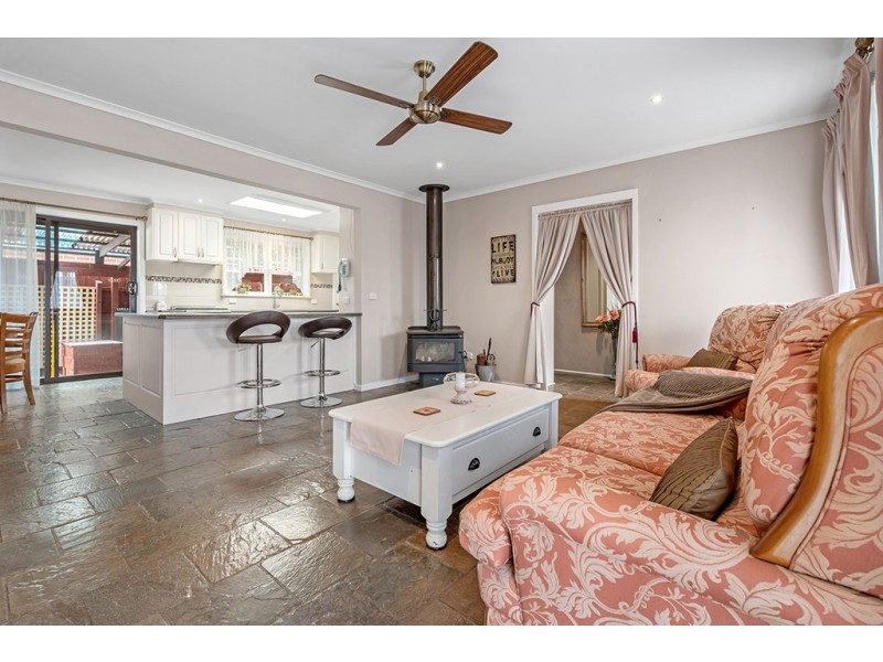 50 Wattleglen Street, Craigieburn VIC 3064