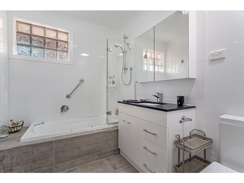 50 Wattleglen Street, Craigieburn VIC 3064