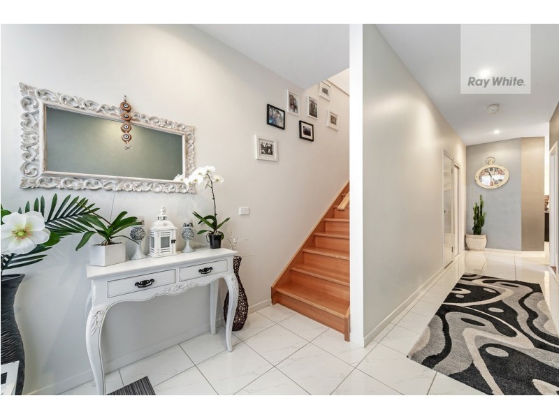12 Cavell Drive, Craigieburn VIC 3064