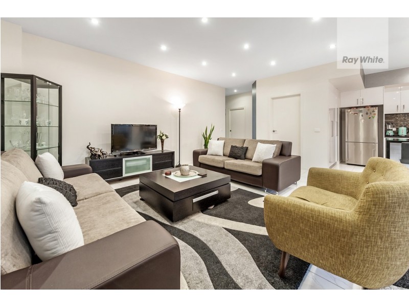 12 Cavell Drive, Craigieburn VIC 3064