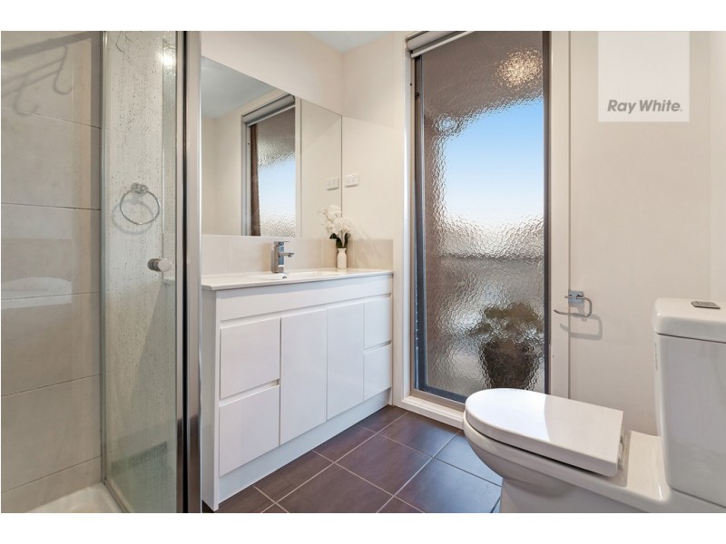 12 Cavell Drive, Craigieburn VIC 3064