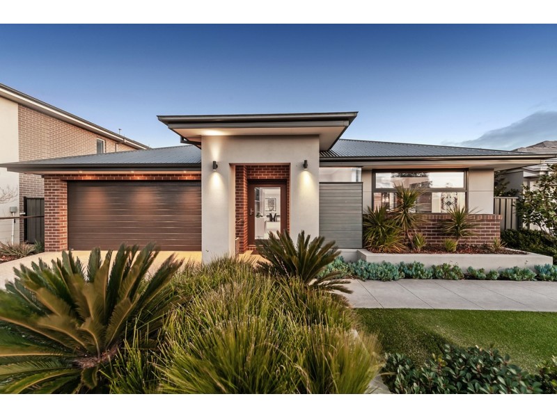 31 Dashing Road, Craigieburn VIC 3064