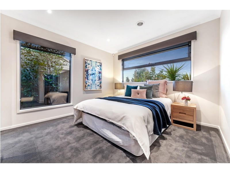 31 Dashing Road, Craigieburn VIC 3064