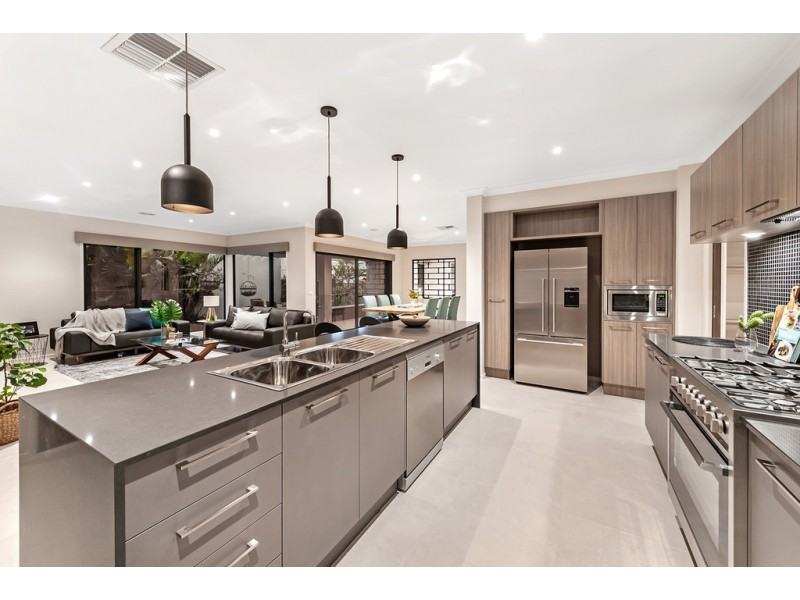 31 Dashing Road, Craigieburn VIC 3064