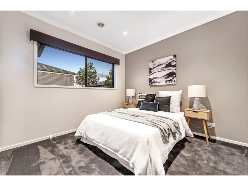 31 Dashing Road, Craigieburn VIC 3064
