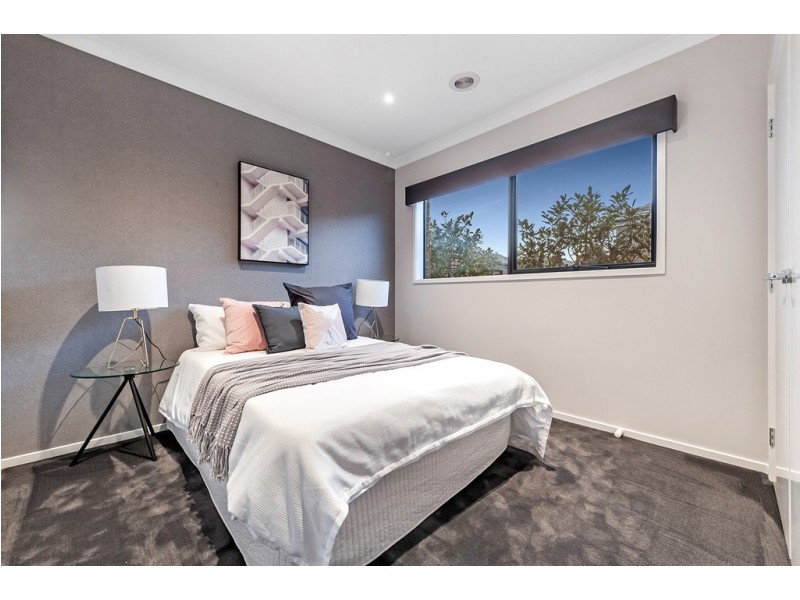 31 Dashing Road, Craigieburn VIC 3064