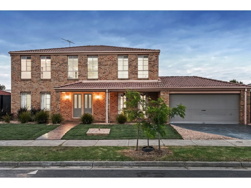 6 Ramsbury Street, Craigieburn VIC 3064