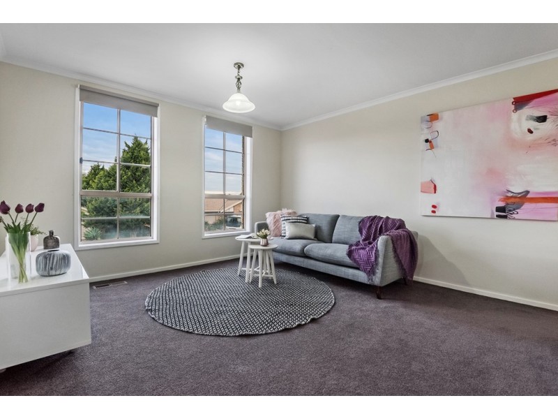 6 Ramsbury Street, Craigieburn VIC 3064