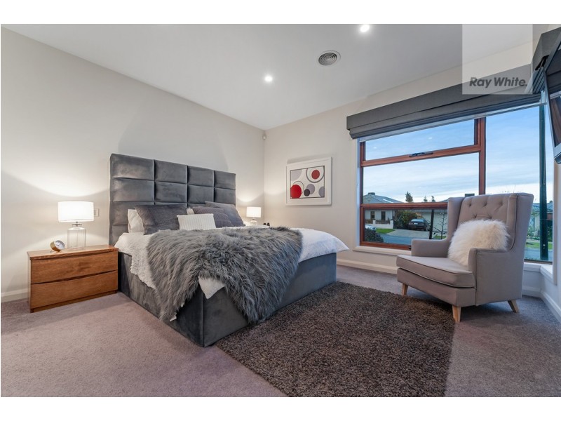 59 Champion Parade, Craigieburn VIC 3064