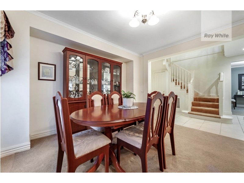 7 Crestmont Terrace, Craigieburn VIC 3064
