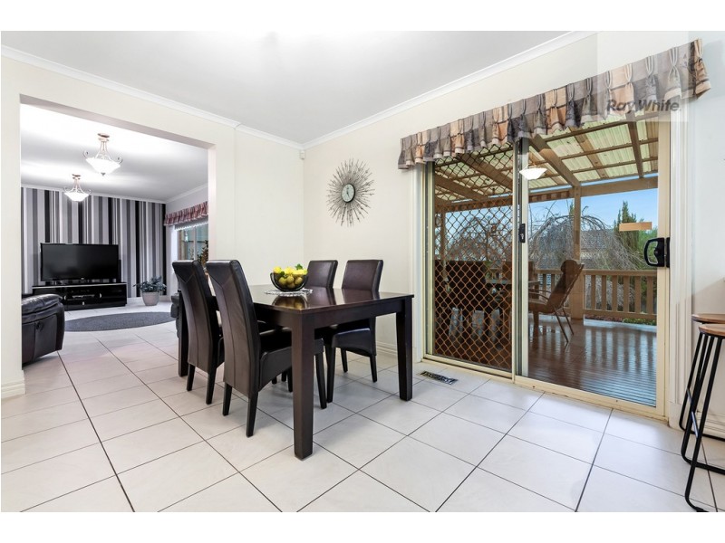 7 Crestmont Terrace, Craigieburn VIC 3064