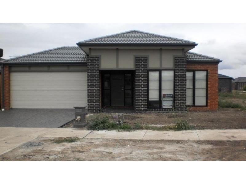 5 Glenbrae Street, Craigieburn VIC 3064