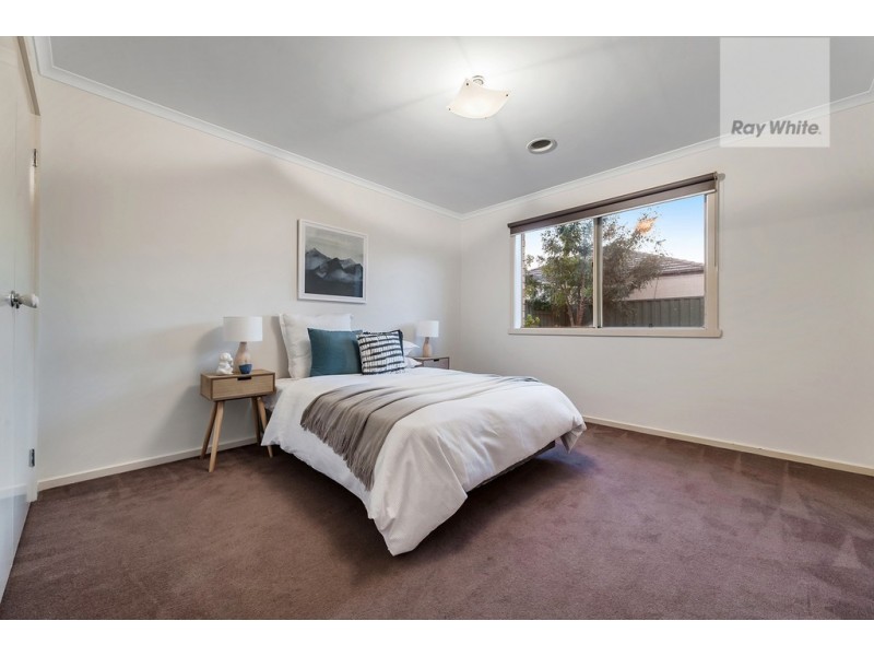 9 Hurlingham Way, Craigieburn VIC 3064