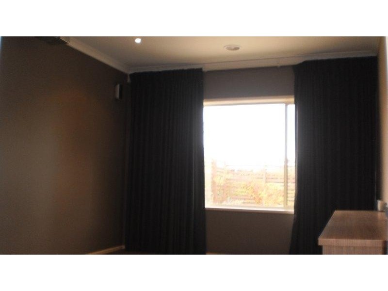 10 Madison Street, Craigieburn VIC 3064