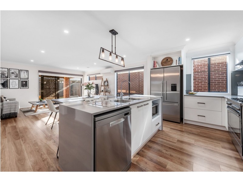 5 Bilby Street, Craigieburn VIC 3064