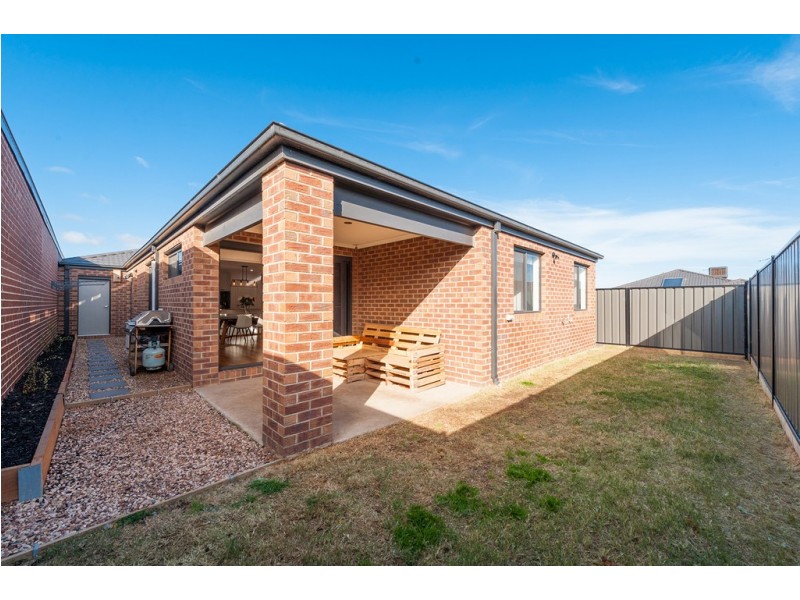 5 Bilby Street, Craigieburn VIC 3064