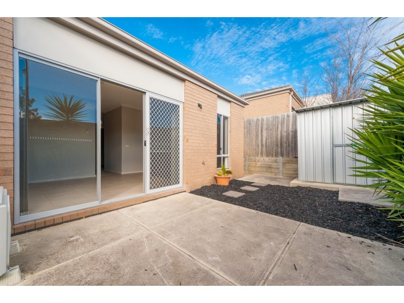 9 Leveque Loop, Craigieburn VIC 3064