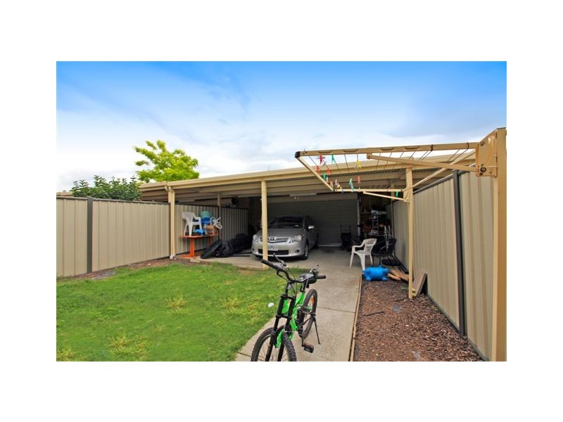 25 Grenville Terrace, Roxburgh Park VIC 3064