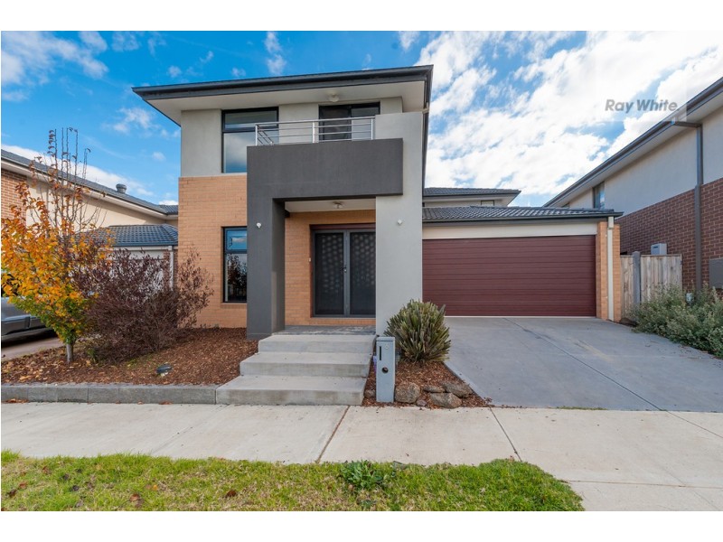 6 Rosette Parade, Mickleham VIC 3064