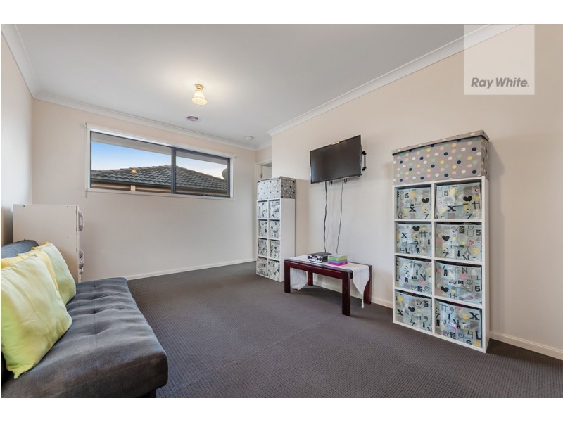 6 Rosette Parade, Mickleham VIC 3064