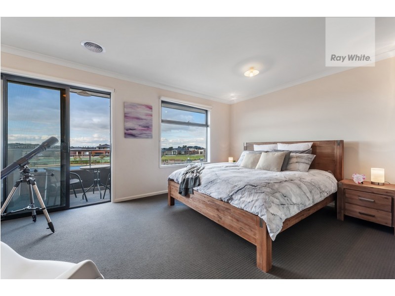 6 Rosette Parade, Mickleham VIC 3064