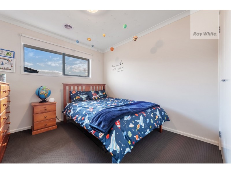6 Rosette Parade, Mickleham VIC 3064