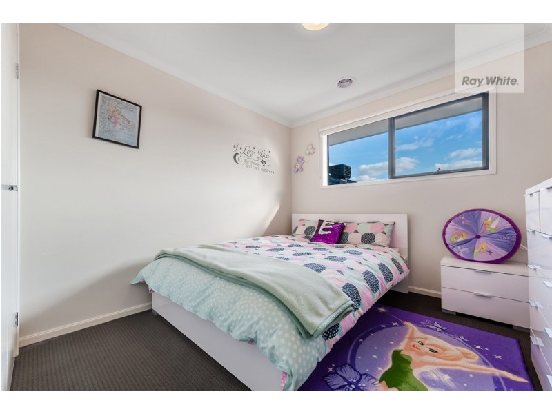 6 Rosette Parade, Mickleham VIC 3064