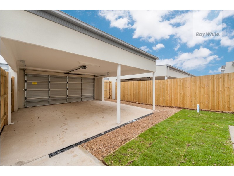 16 Fouz Street, Roxburgh Park VIC 3064